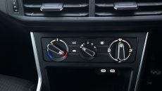 Volkswagen Polo 1.0 Life 5dr Petrol Hatchback